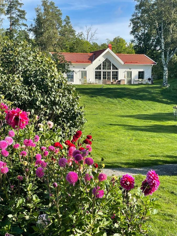 Bastuviken Bed And Breakfast Uppsala Esterno foto