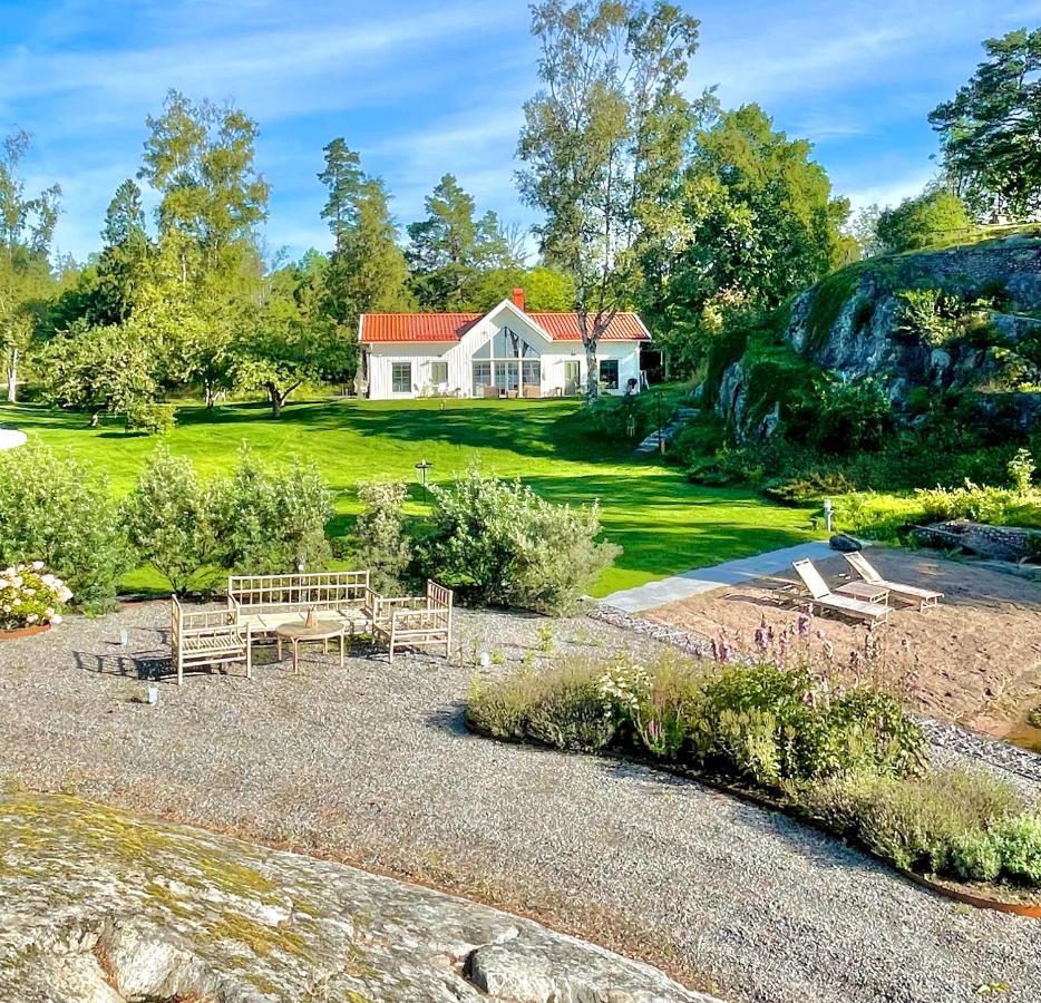Bastuviken Bed And Breakfast Uppsala Esterno foto